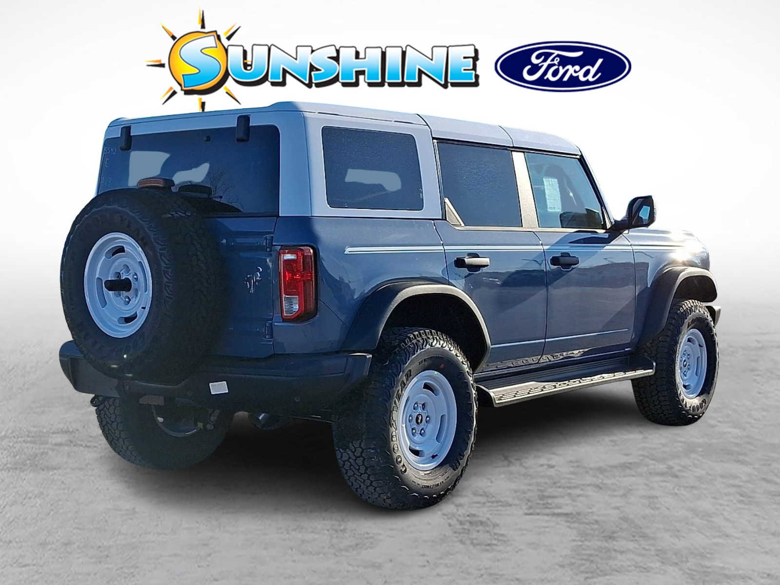 New 2025 Ford Bronco Heritage Edition image 6
