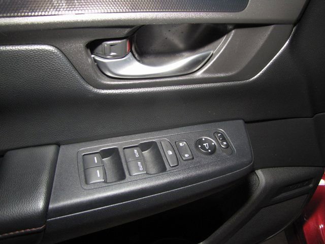 Certified 2025 Honda CR-V Sport image 11