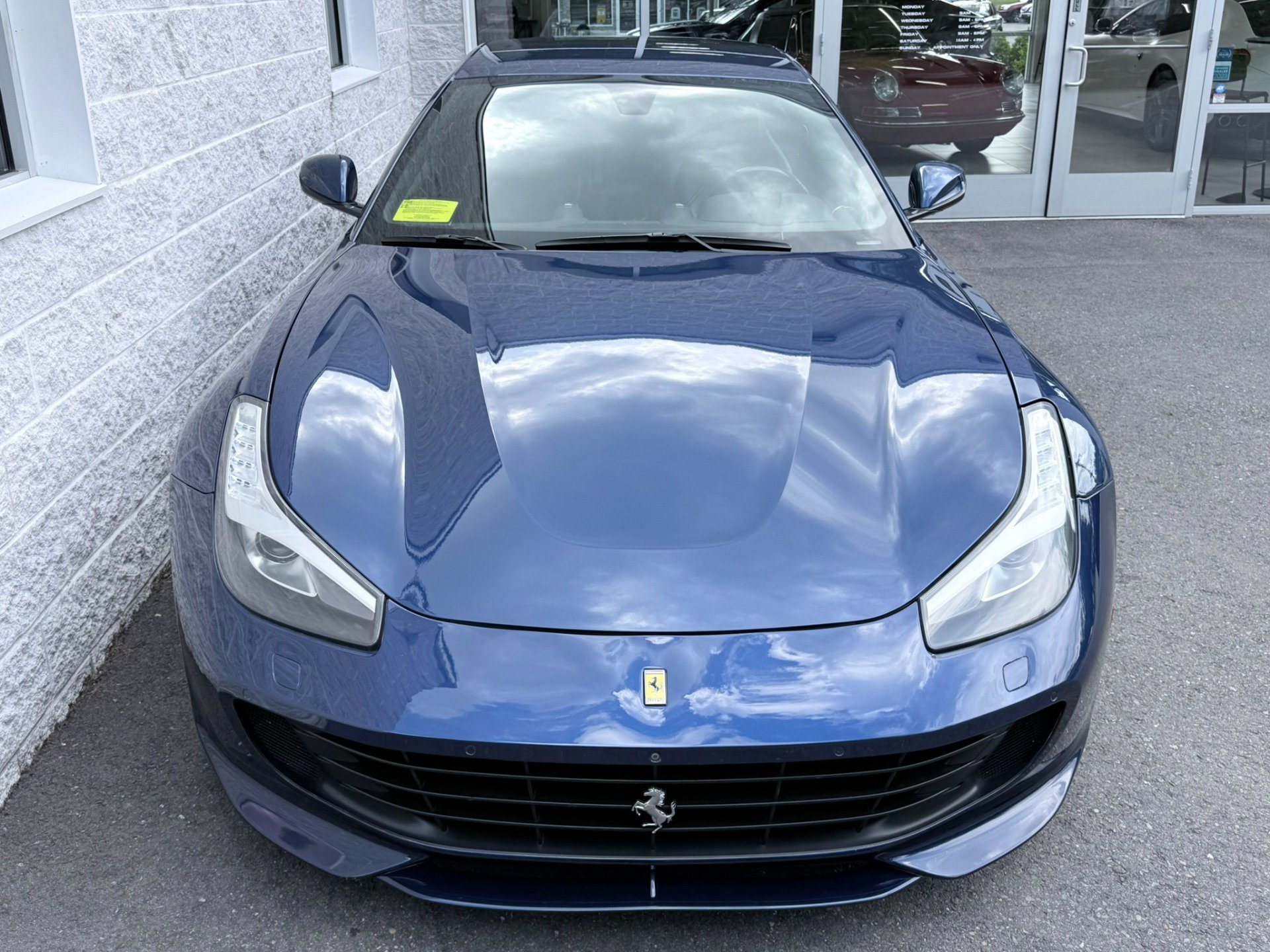Used 2019 Ferrari GTC4Lusso AWD/4WD image 7