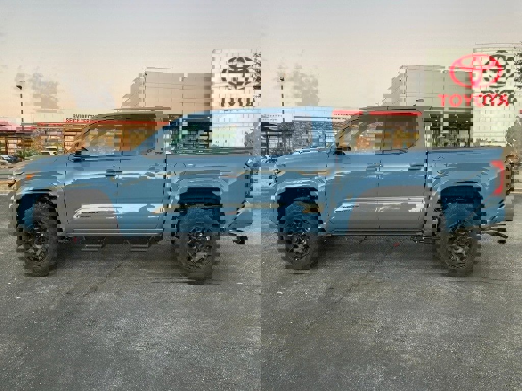 Certified 2026 Toyota Tacoma SR5 image 6