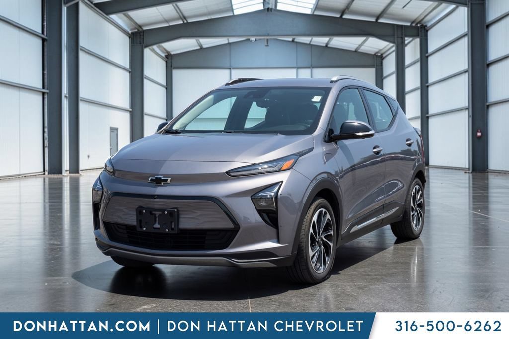 Used 2023 Chevrolet Bolt EUV Premier FWD image 21