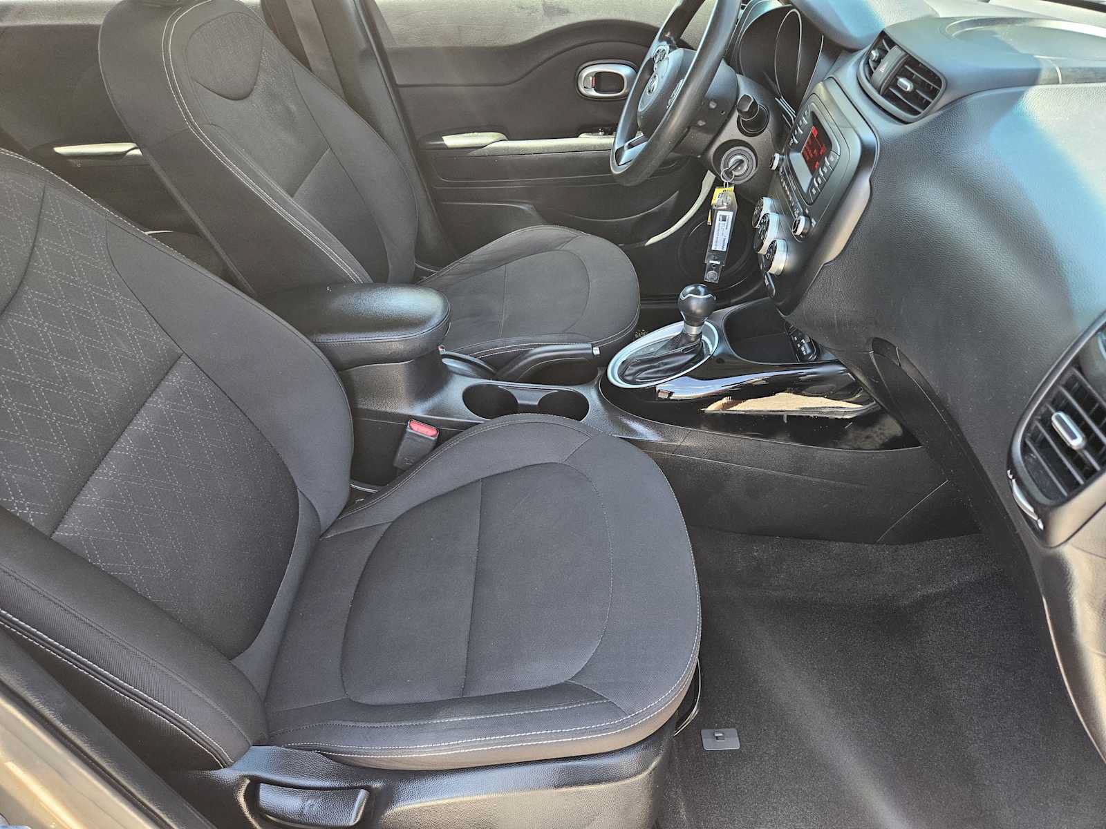Used 2016 Kia Soul FWD image 13