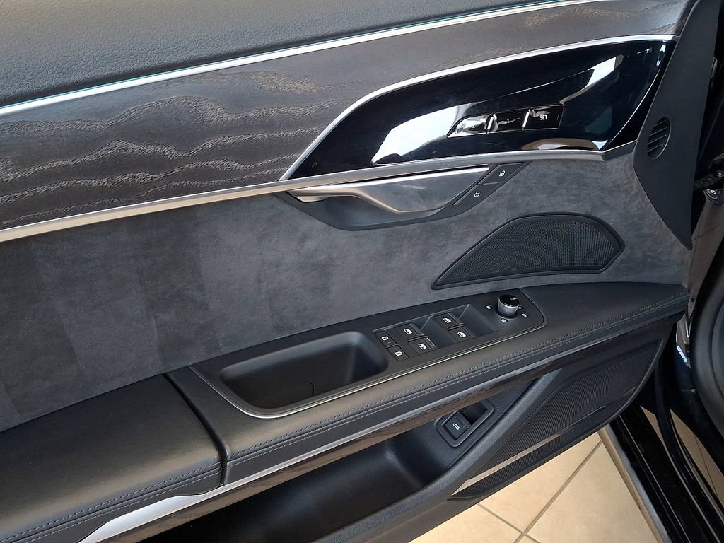 Used 2021 Audi A8 L 4.0T w/ Executive Plus Package AWD/4WD image 11