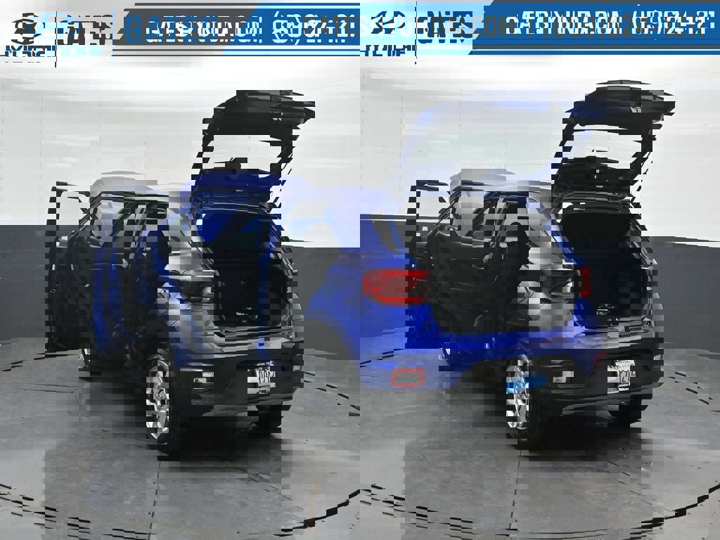 New 2025 Hyundai Venue SE image 50