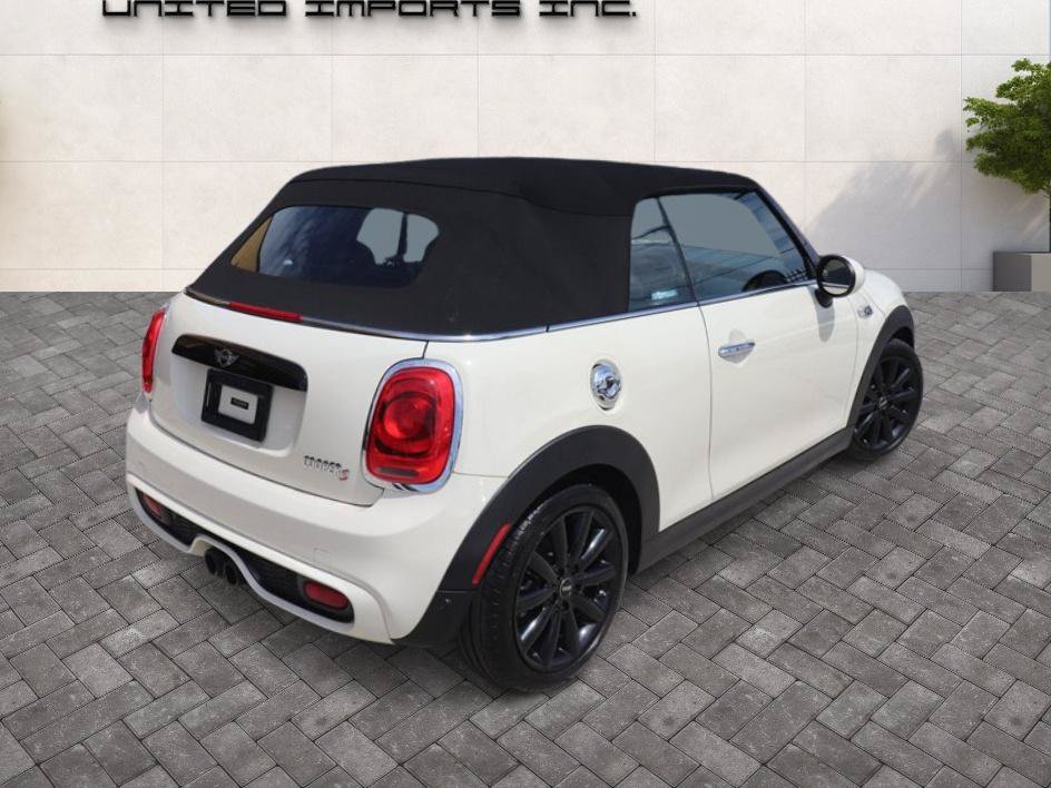 Used 2016 MINI Cooper S FWD image 11