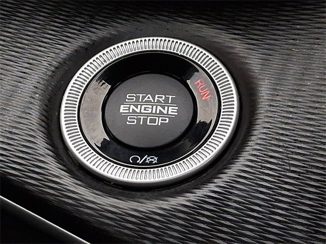 Used 2023 Jeep Grand Cherokee L Laredo image 24