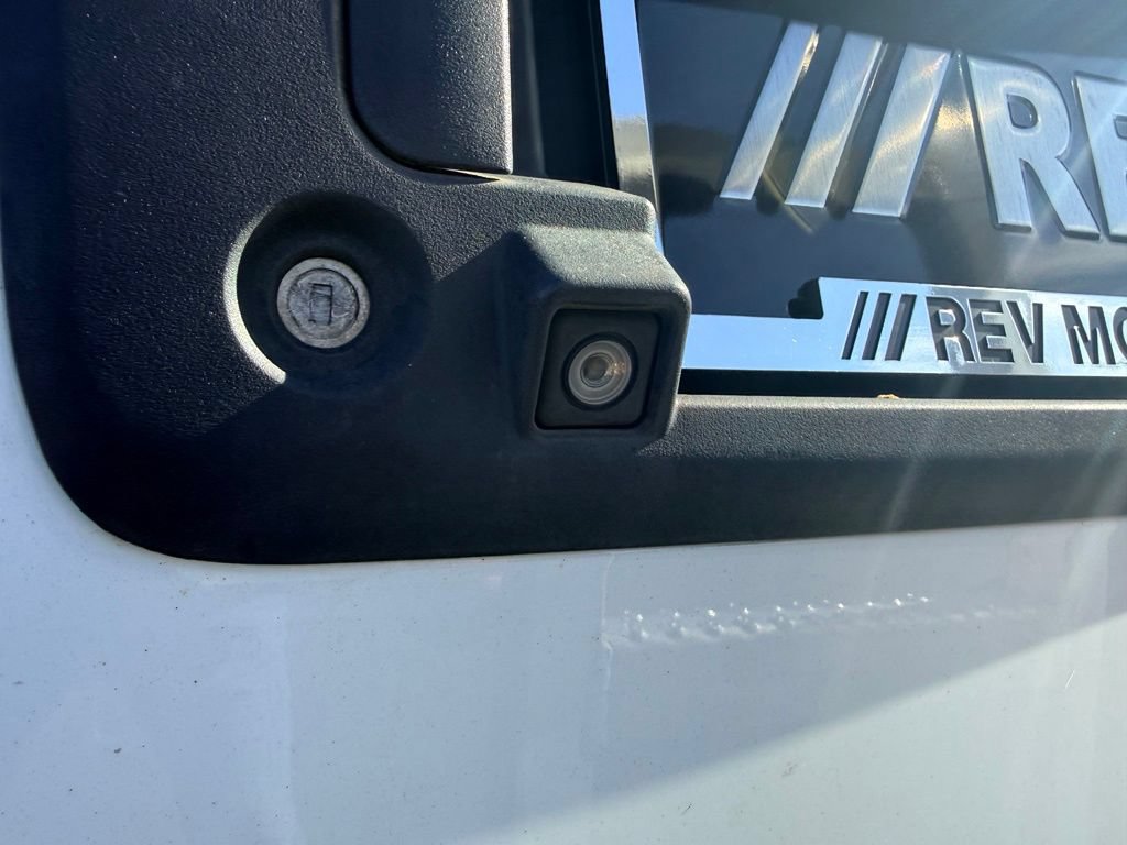 Used 2015 Chevrolet Express 3500 RWD image 10