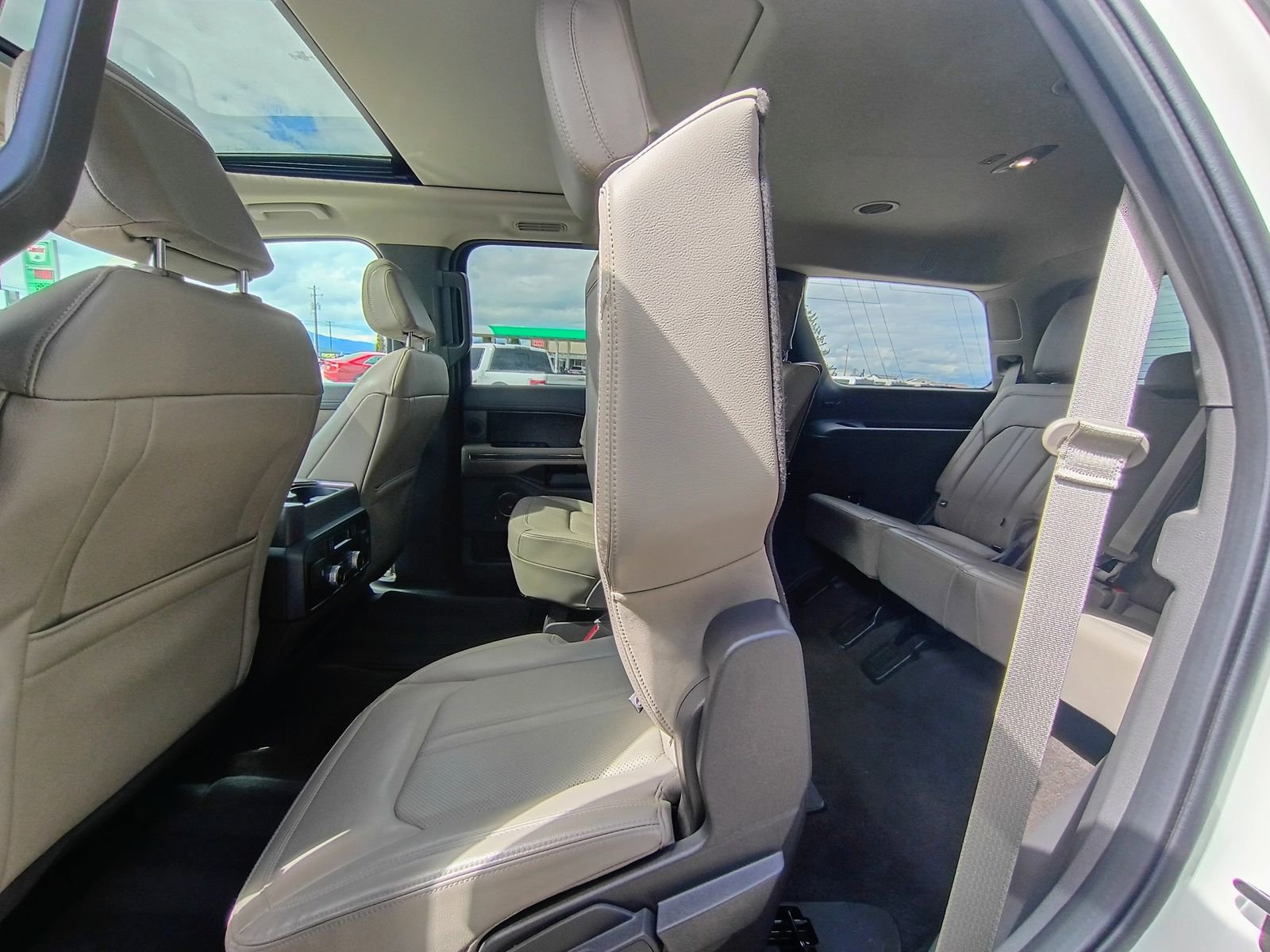 Used 2021 Ford Expedition Limited AWD/4WD image 29