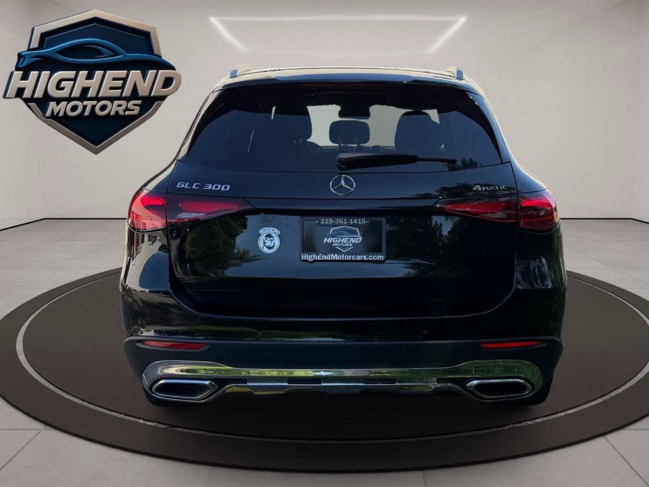 Used 2024 Mercedes-Benz GLC 300 4MATIC image 5