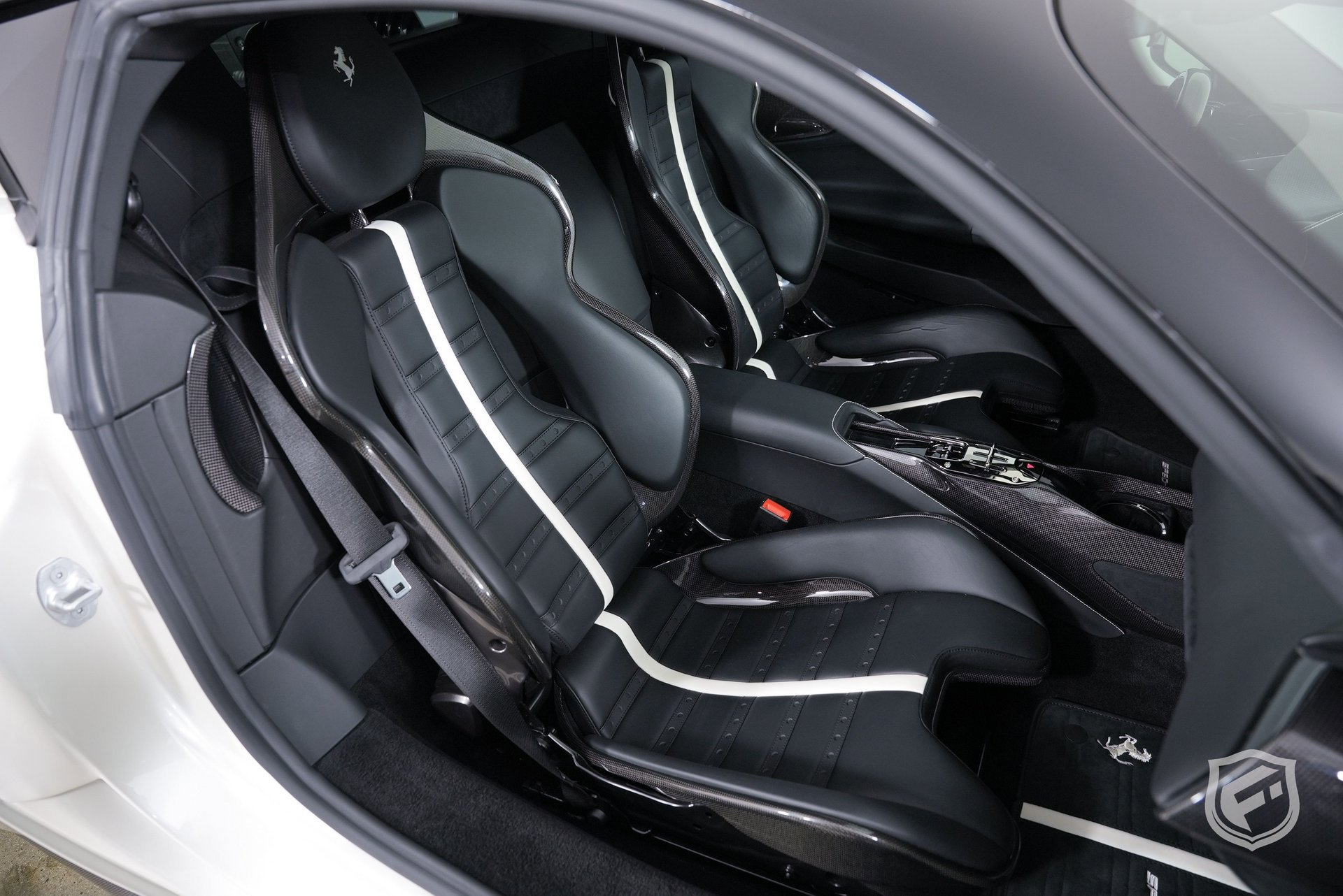 Used 2022 Ferrari SF90 Stradale AWD/4WD image 31