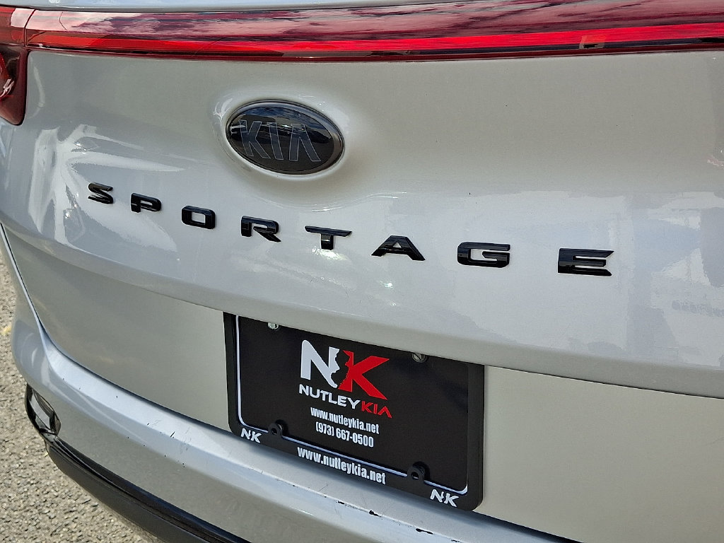 Used 2022 Kia Sportage Nightfall Edition AWD/4WD image 30