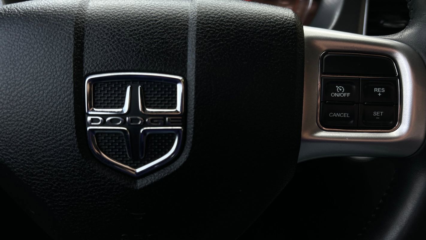 Used 2013 Dodge Charger SXT image 29