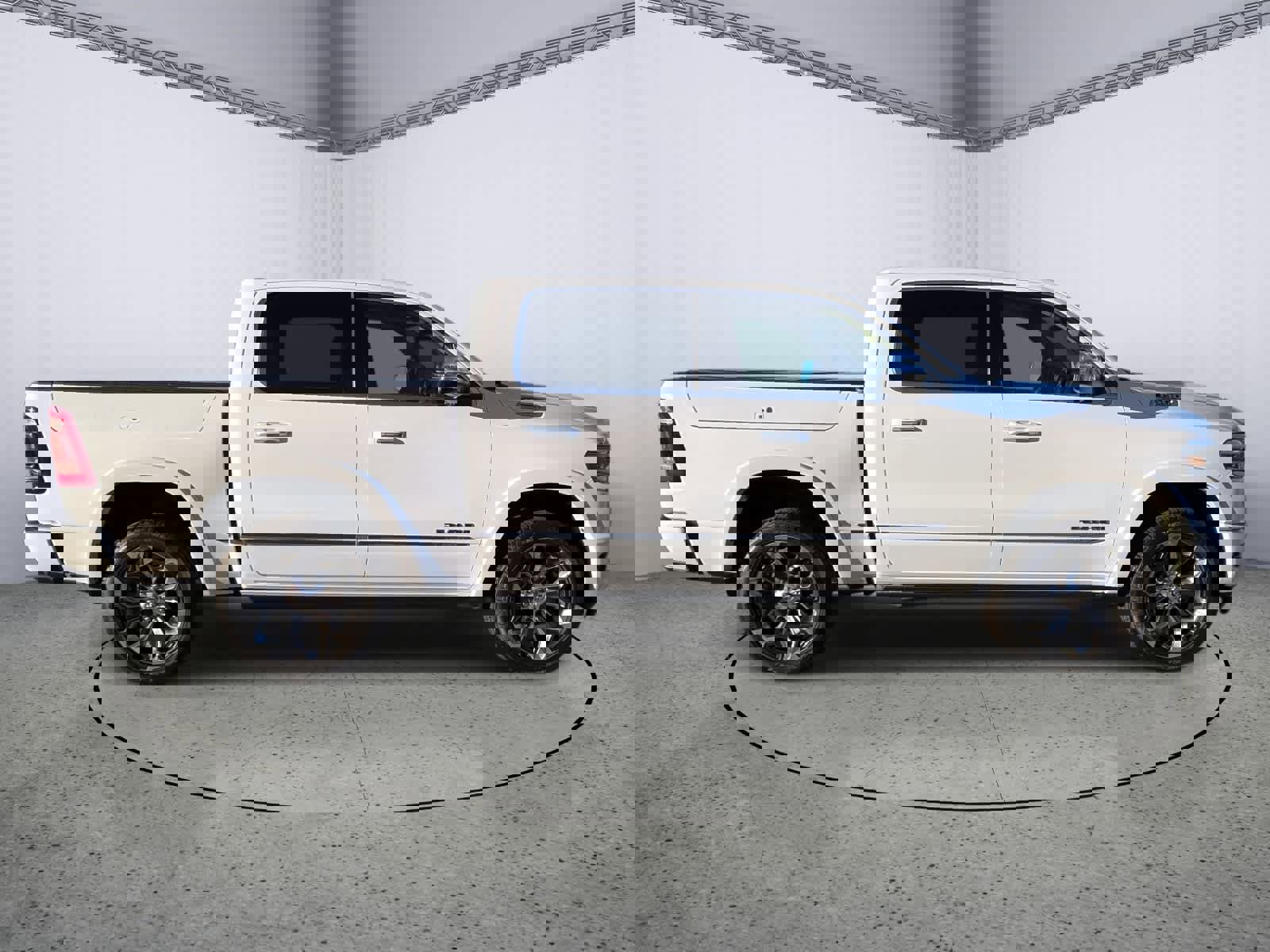 Used 2020 RAM 1500 Limited image 2