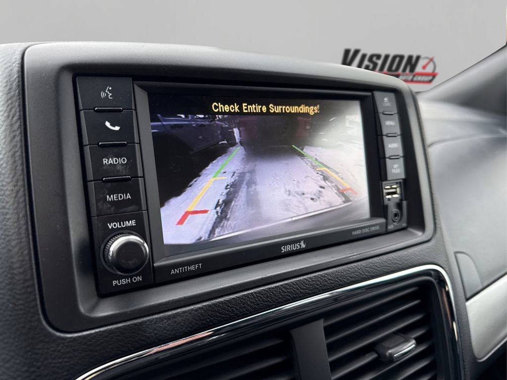 Used 2018 Dodge Grand Caravan GT image 28