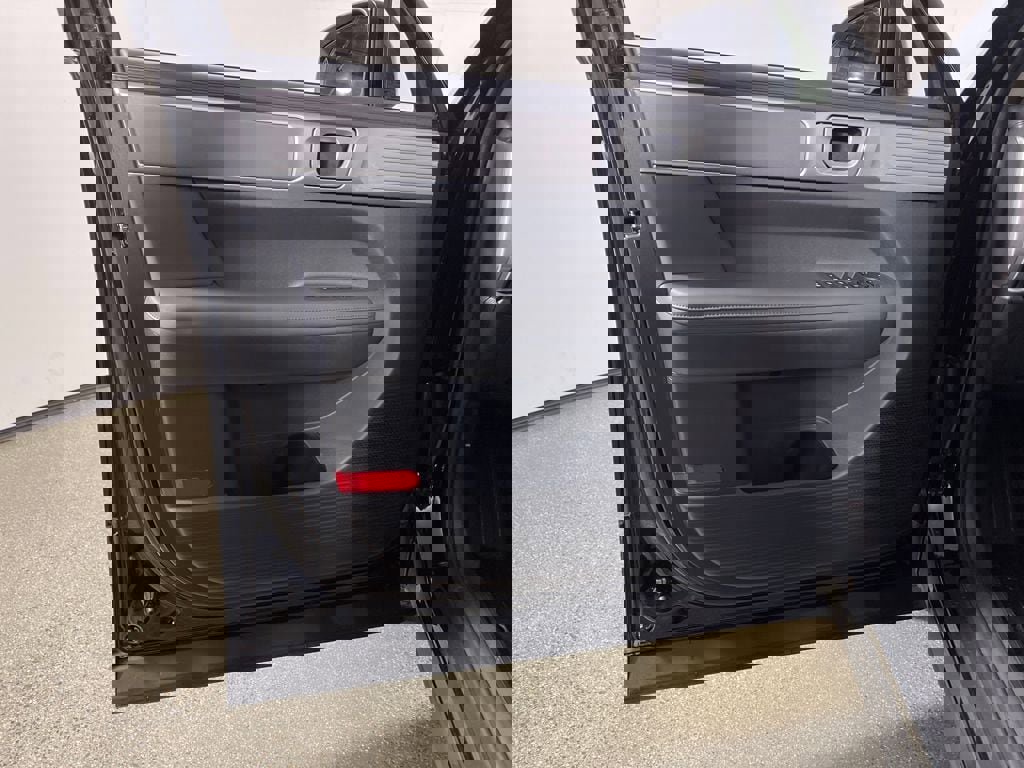 Certified 2025 Hyundai Santa Fe XRT image 19