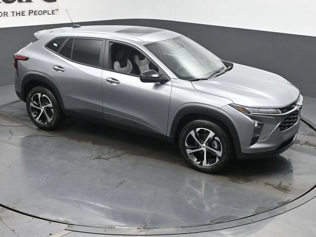 New 2026 Chevrolet Trax RS w/ Sunroof Package FWD image 16