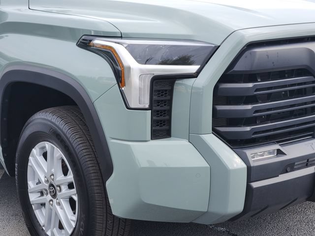 Certified 2025 Toyota Tundra SR5 w/ SR5 Convenience Package AWD/4WD image 8