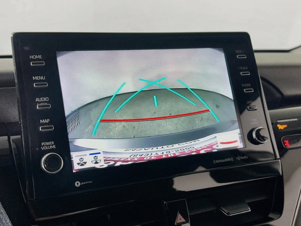 Used 2022 Toyota Camry XSE FWD image 11