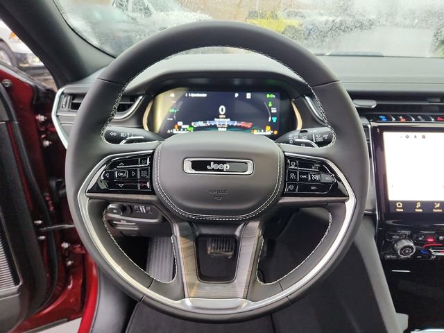 New 2024 Jeep Grand Cherokee Overland w/ Luxury Tech Group IV AWD/4WD image 9