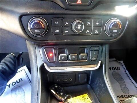 Used 2018 GMC Terrain SLT w/ Preferred Package image 10