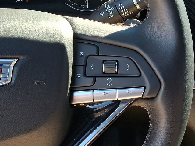 Used 2025 Cadillac XT6 Premium Luxury image 27