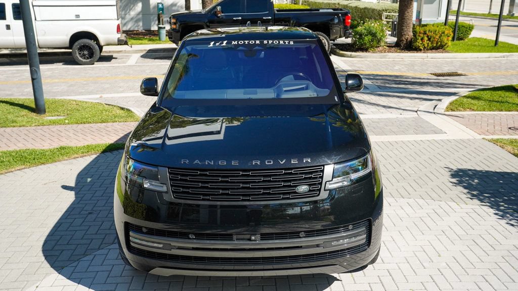 Used 2023 Land Rover Range Rover Long Wheelbase Autobiography AWD/4WD image 3