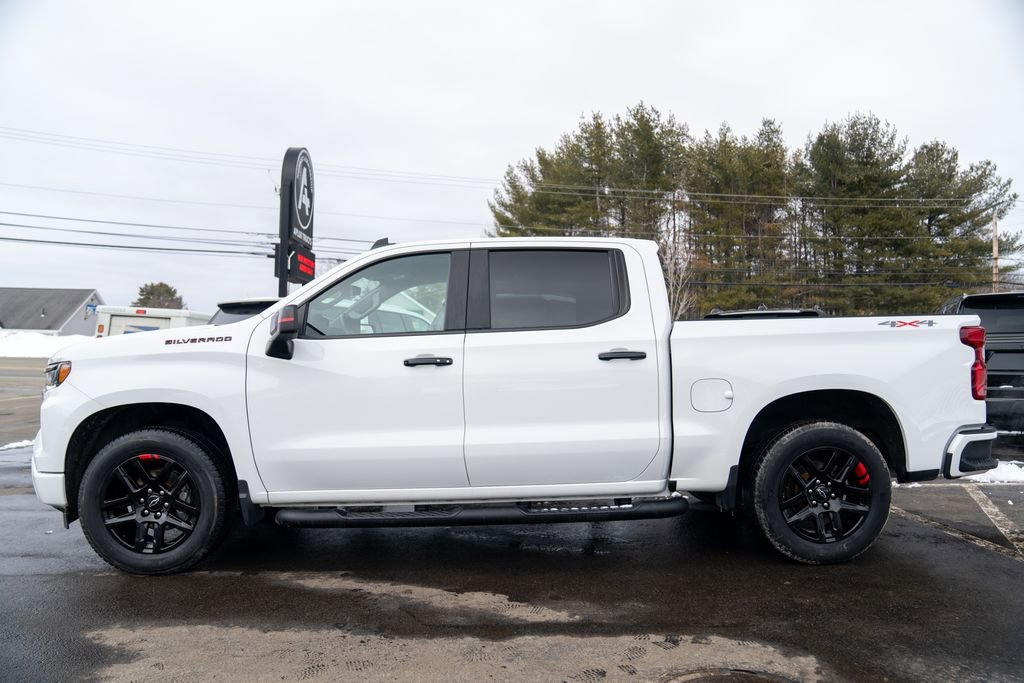 Used 2023 Chevrolet Silverado 1500 RST w/ Redline Edition image 3