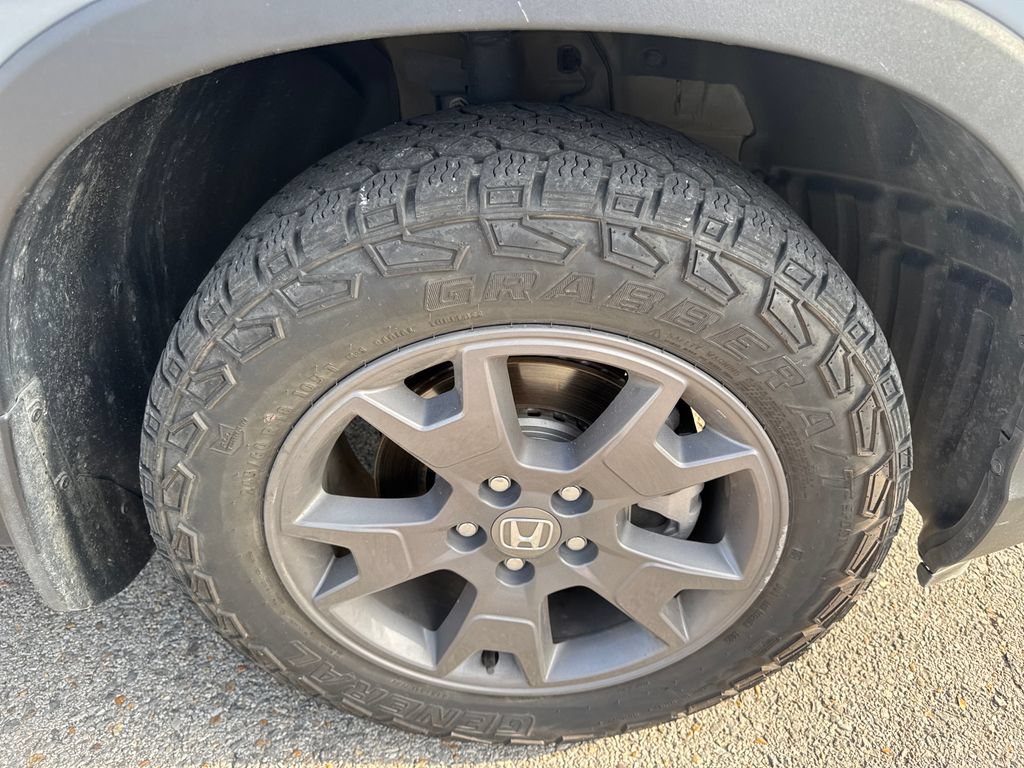 Used 2024 Honda Passport TrailSport image 12