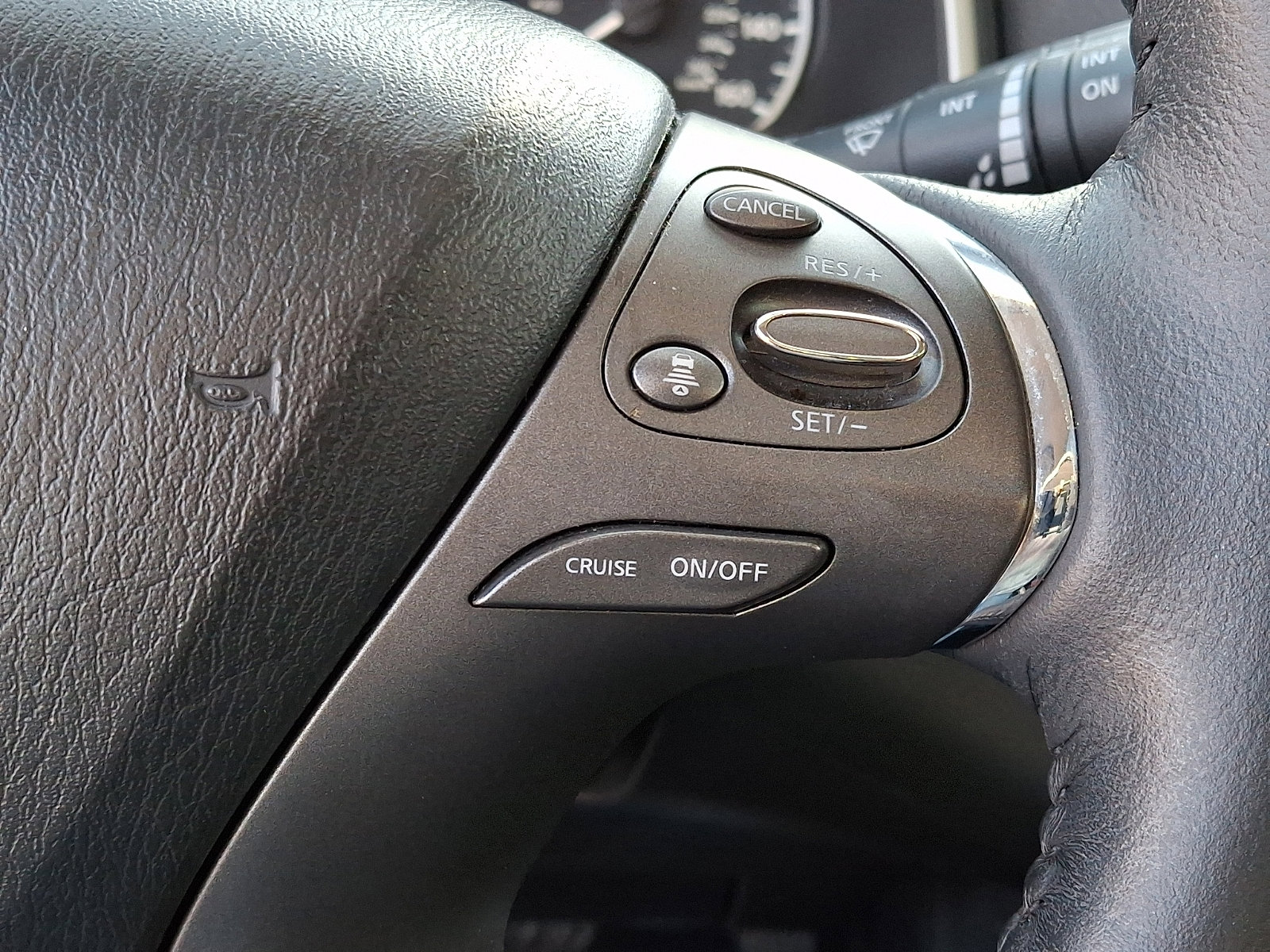 Used 2020 Nissan Murano SL w/ Moonroof Package AWD/4WD image 24