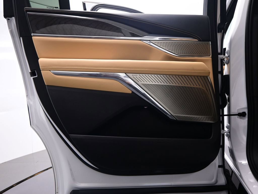 Used 2025 Cadillac Escalade IQ Sport 2 image 35