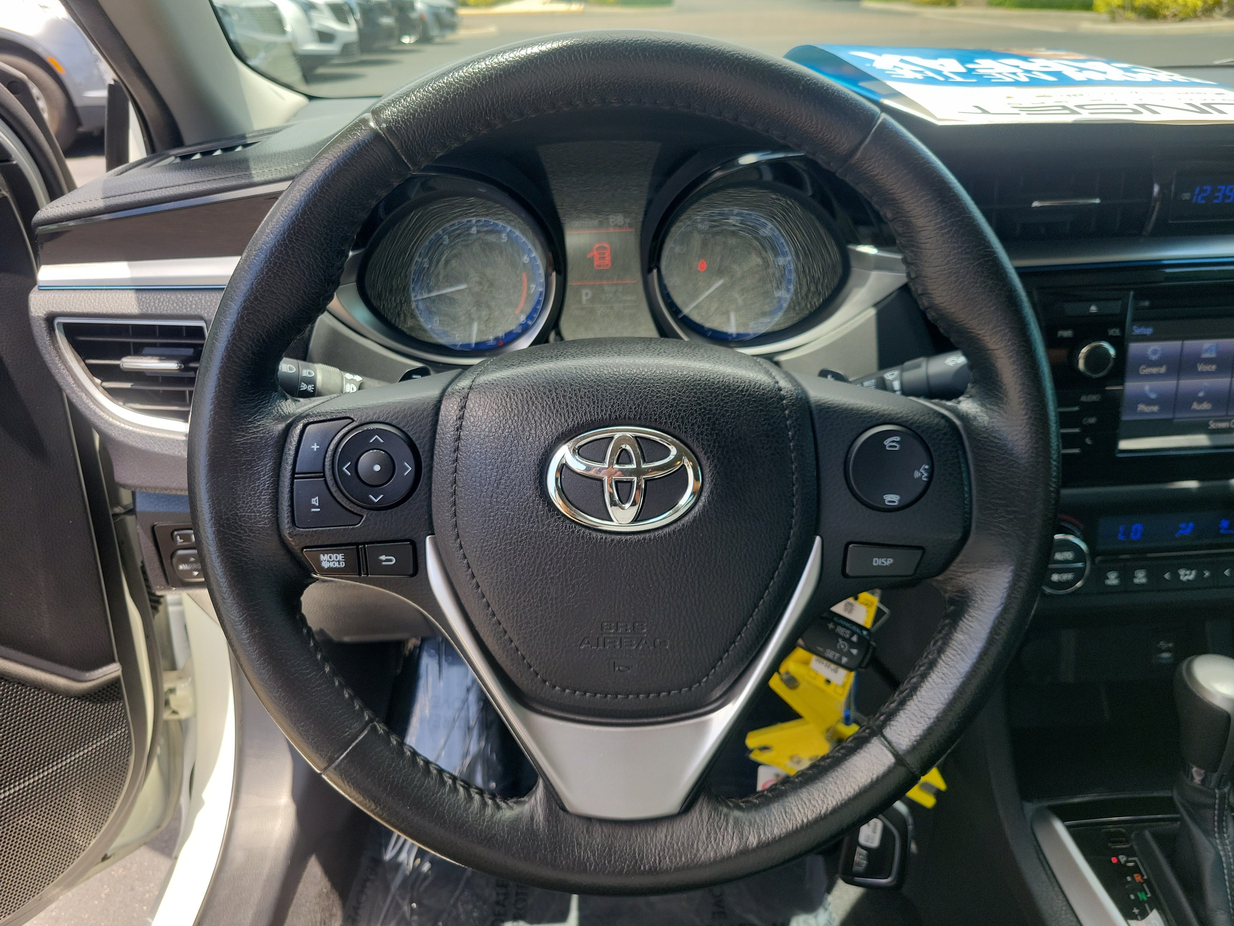 Used 2015 Toyota Corolla S FWD image 30