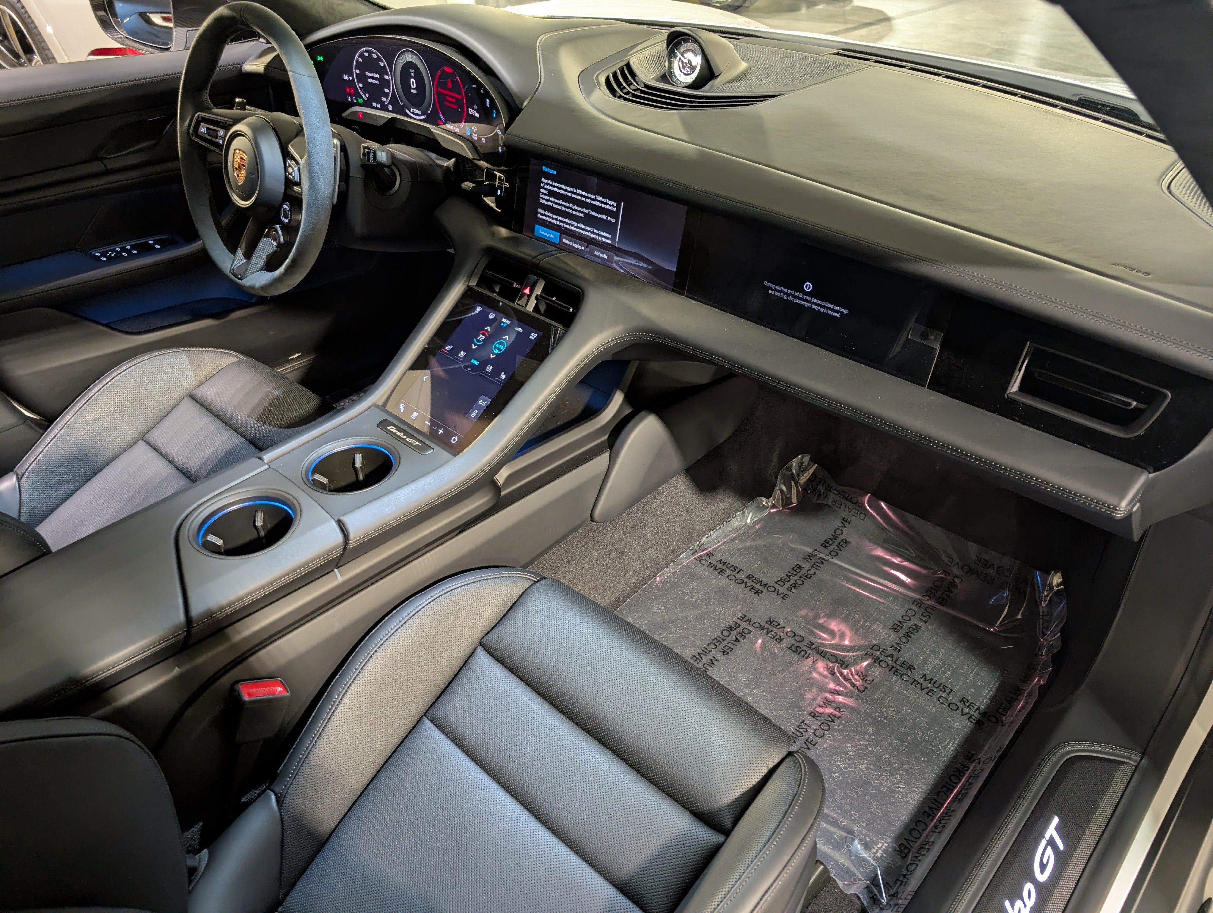 New 2026 Porsche Taycan Turbo GT image 30