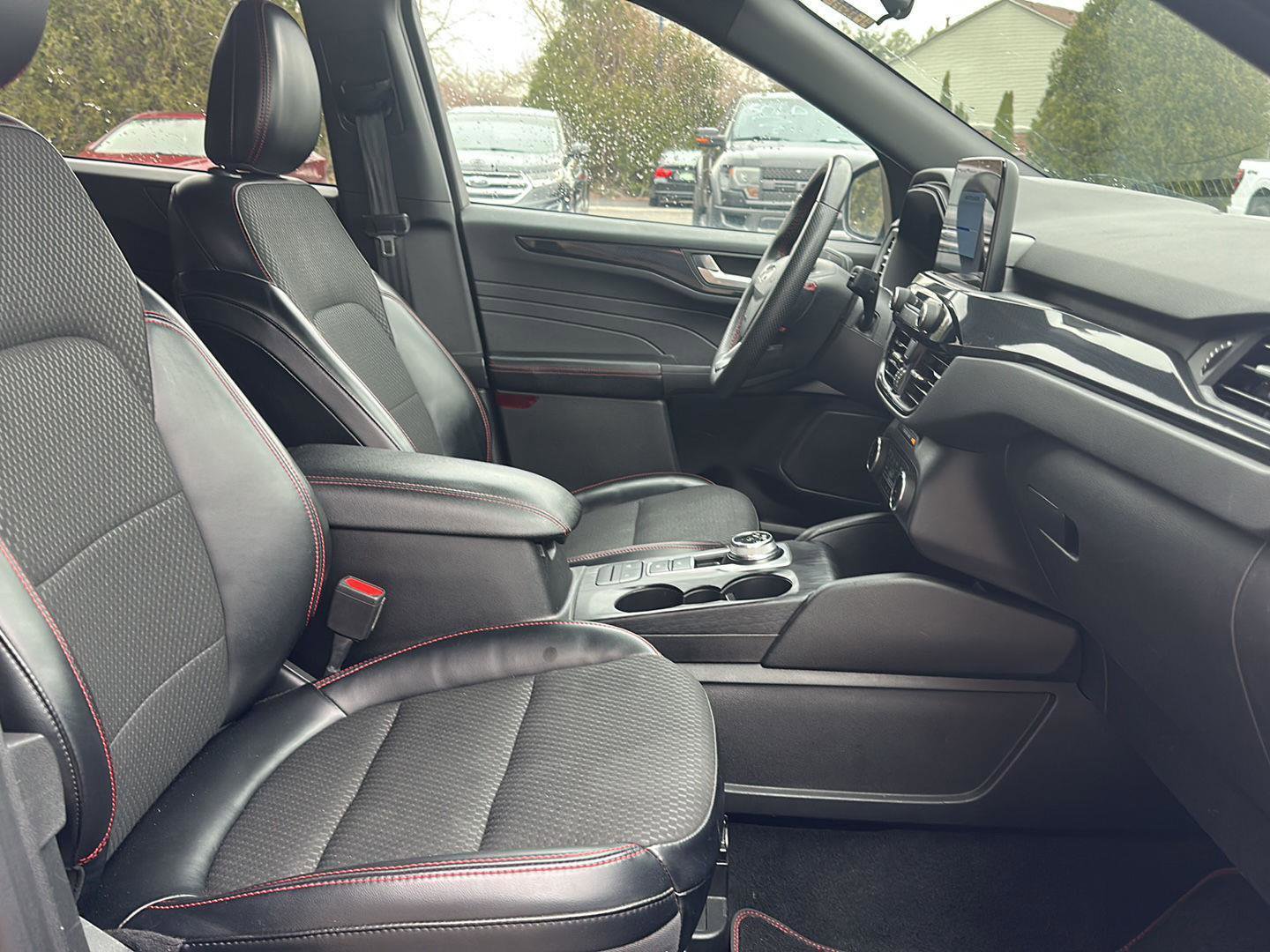 Used 2023 Ford Escape ST-Line image 17