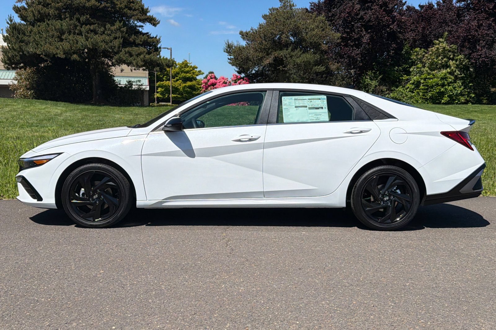 New 2026 Hyundai Elantra SEL Sport Premium FWD image 6