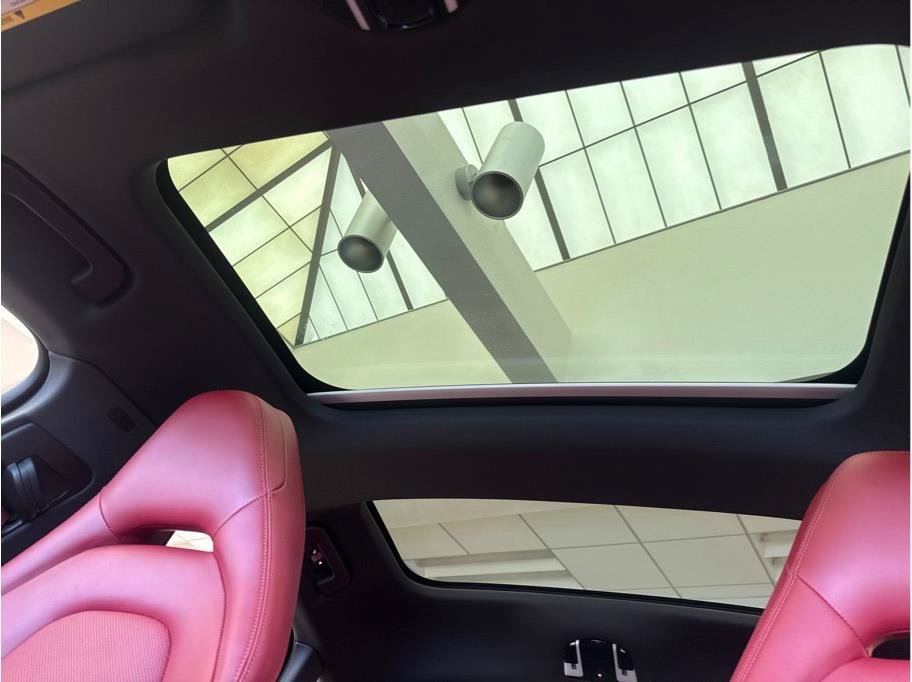 Used 2021 Porsche Panamera image 25