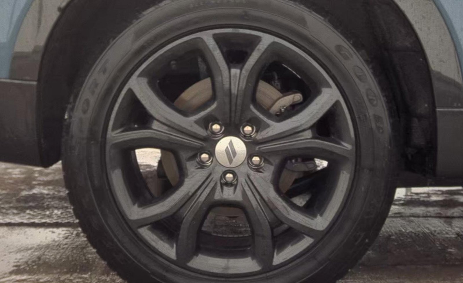 Used 2024 Dodge Hornet R/T w/ R/T Blacktop Package image 11