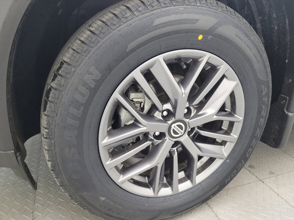 Used 2021 Nissan Rogue S AWD/4WD image 31