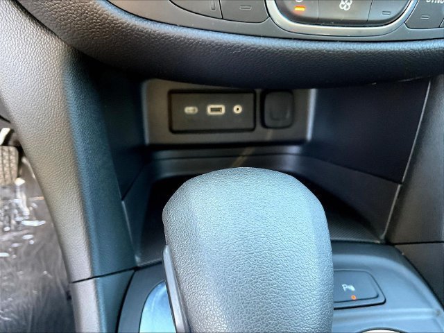 Certified 2022 Chevrolet Equinox LT FWD image 18