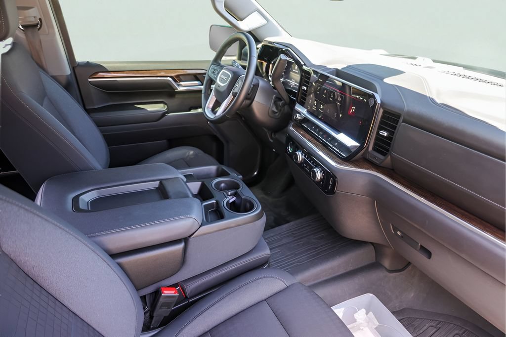 Used 2024 GMC Sierra 1500 Elevation RWD image 28
