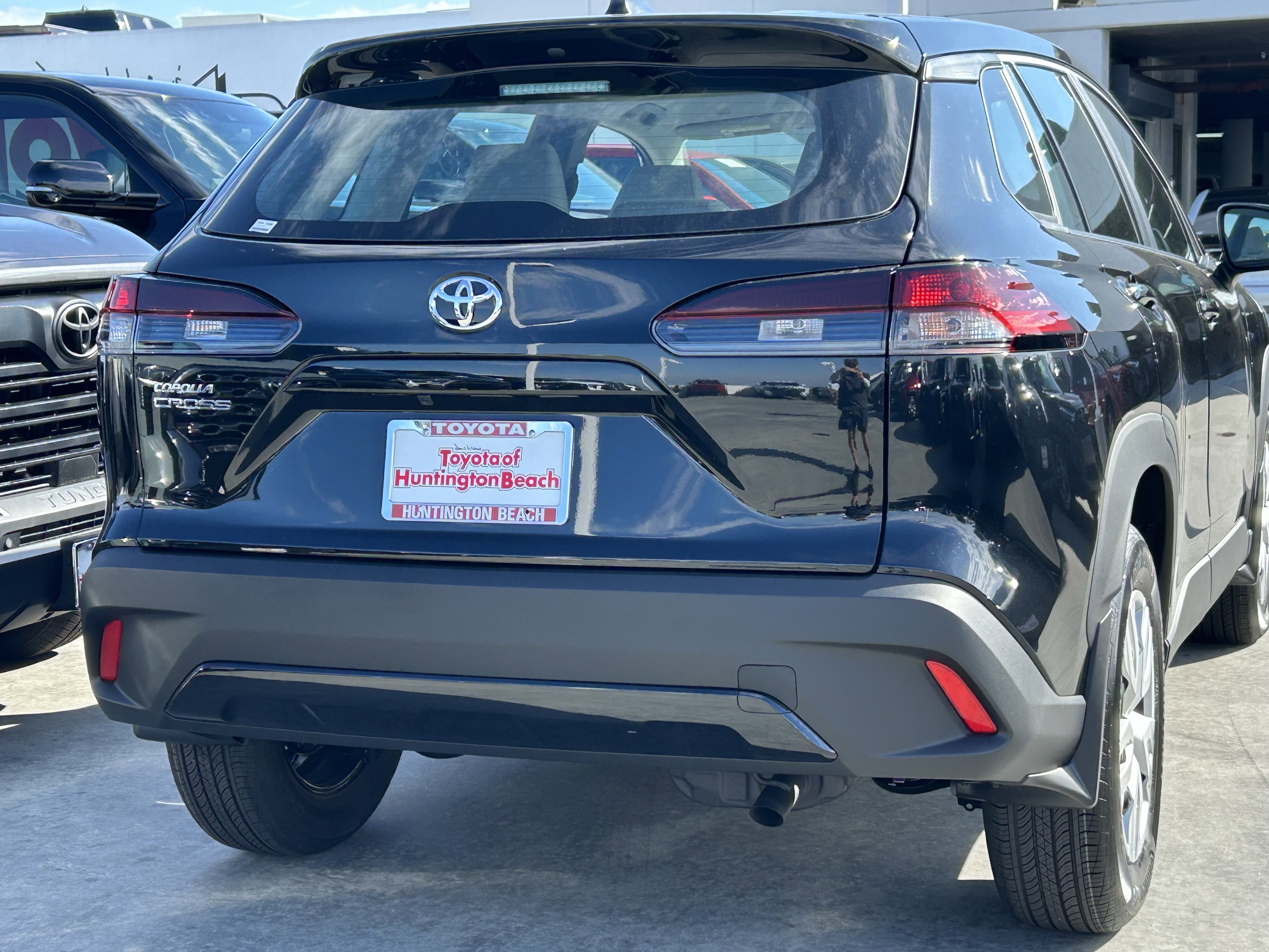 New 2026 Toyota Corolla Cross L image 3