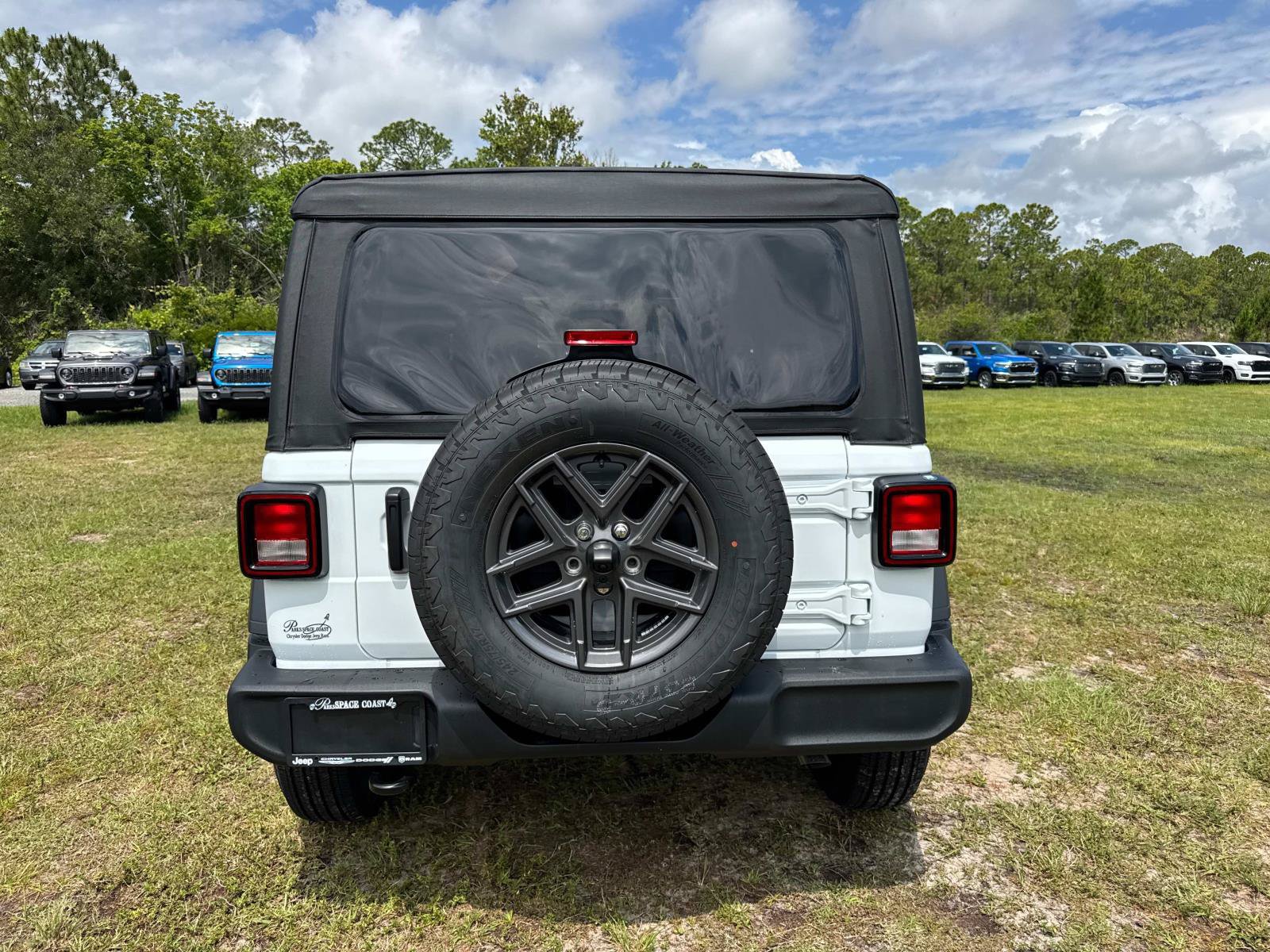 New 2026 Jeep Wrangler Unlimited Sport AWD/4WD image 4