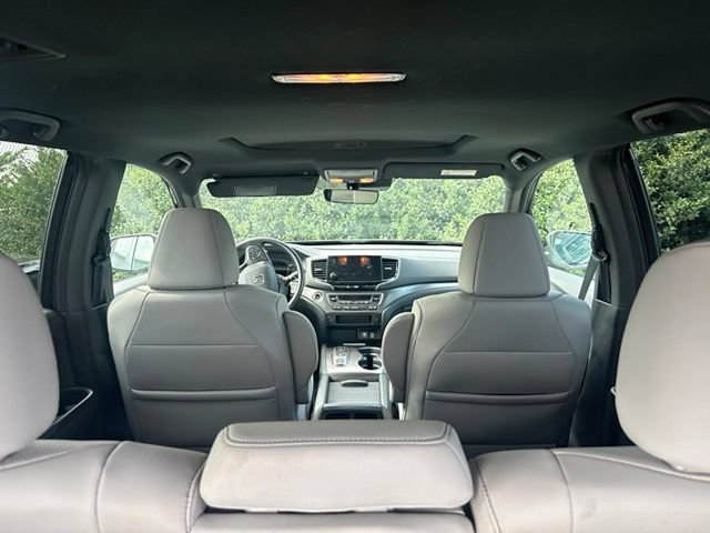 Used 2023 Honda Passport EX-L image 9