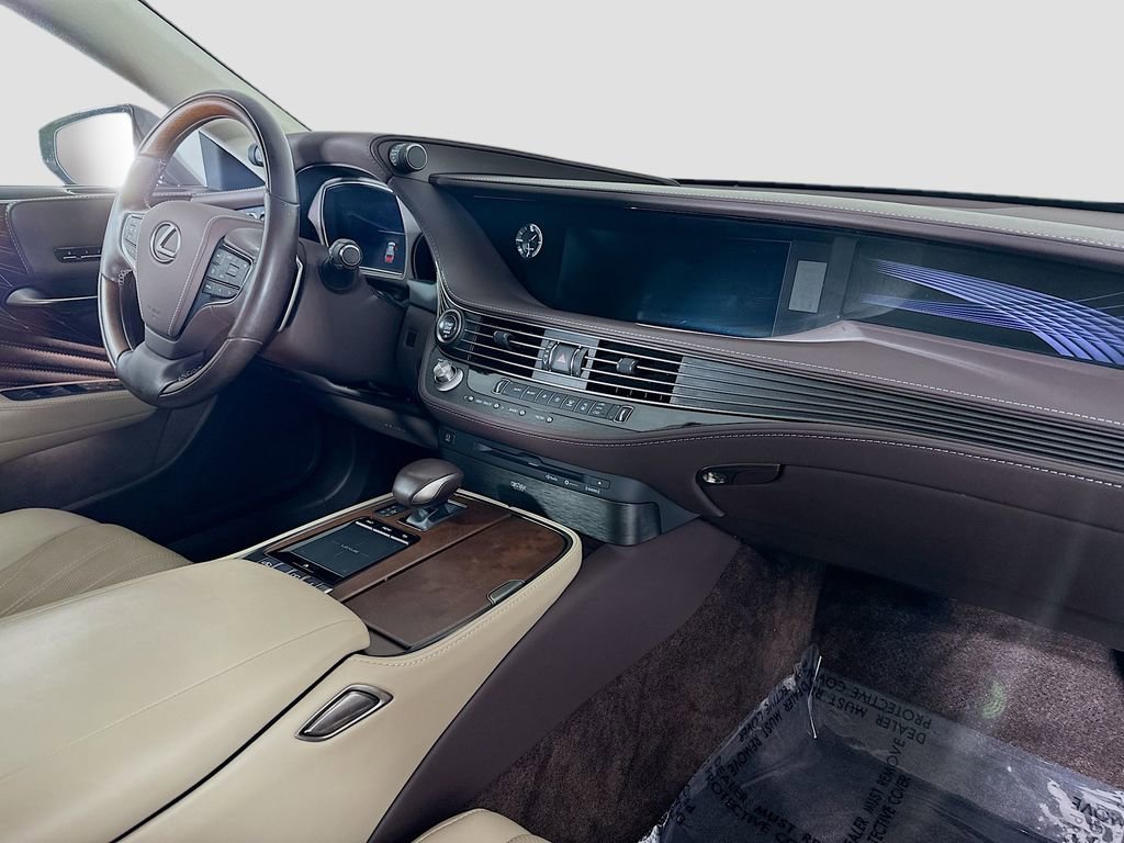 Used 2019 Lexus LS 500 image 30