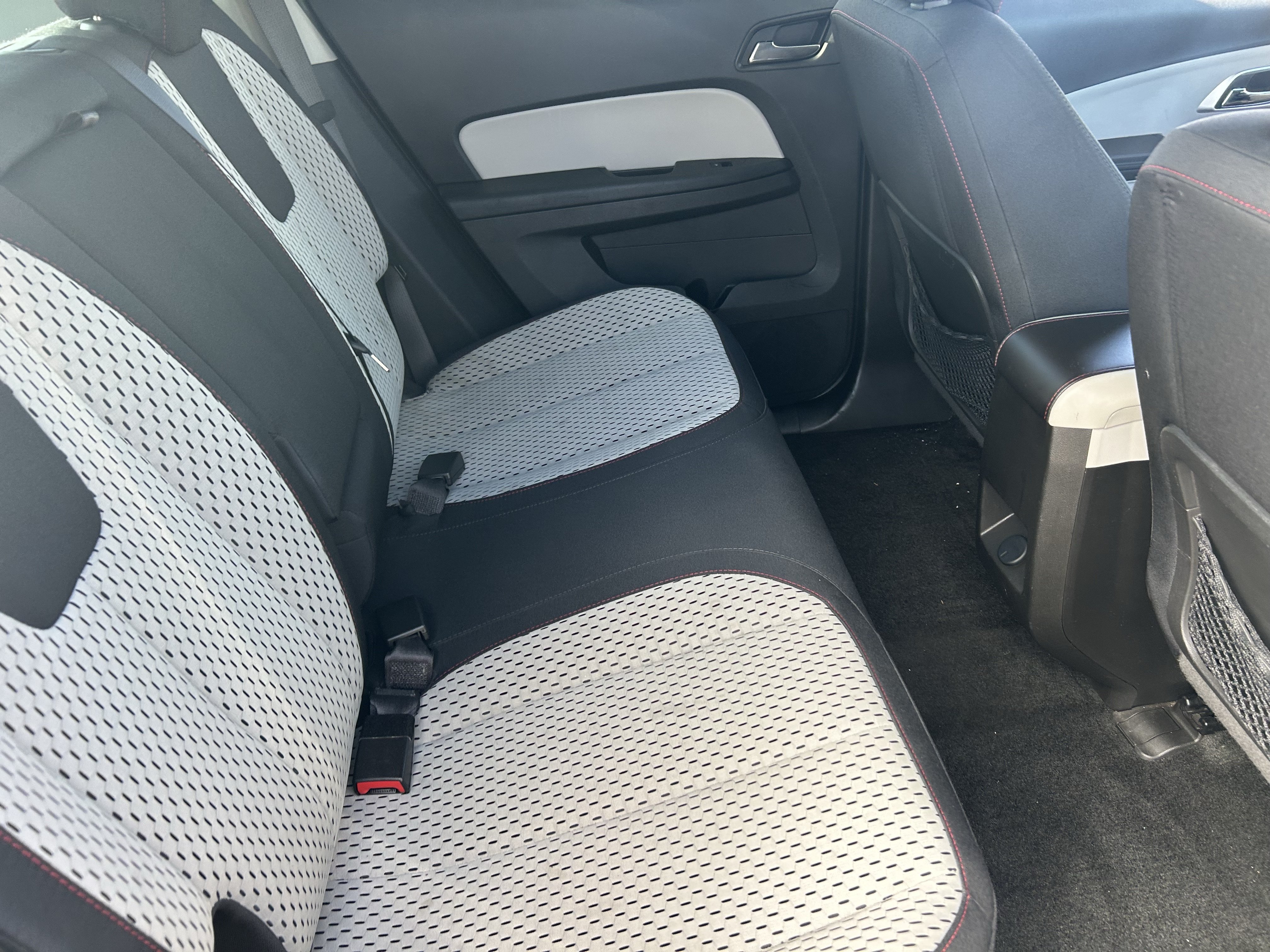 Used 2015 Chevrolet Equinox LS FWD image 14