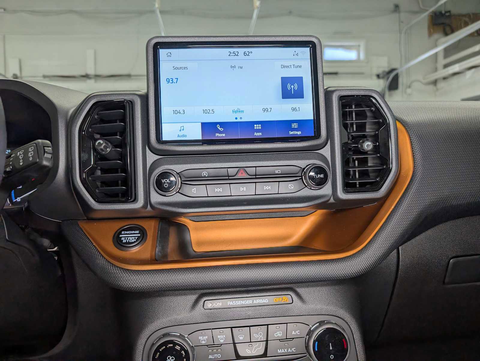 Used 2023 Ford Bronco Sport Badlands image 36