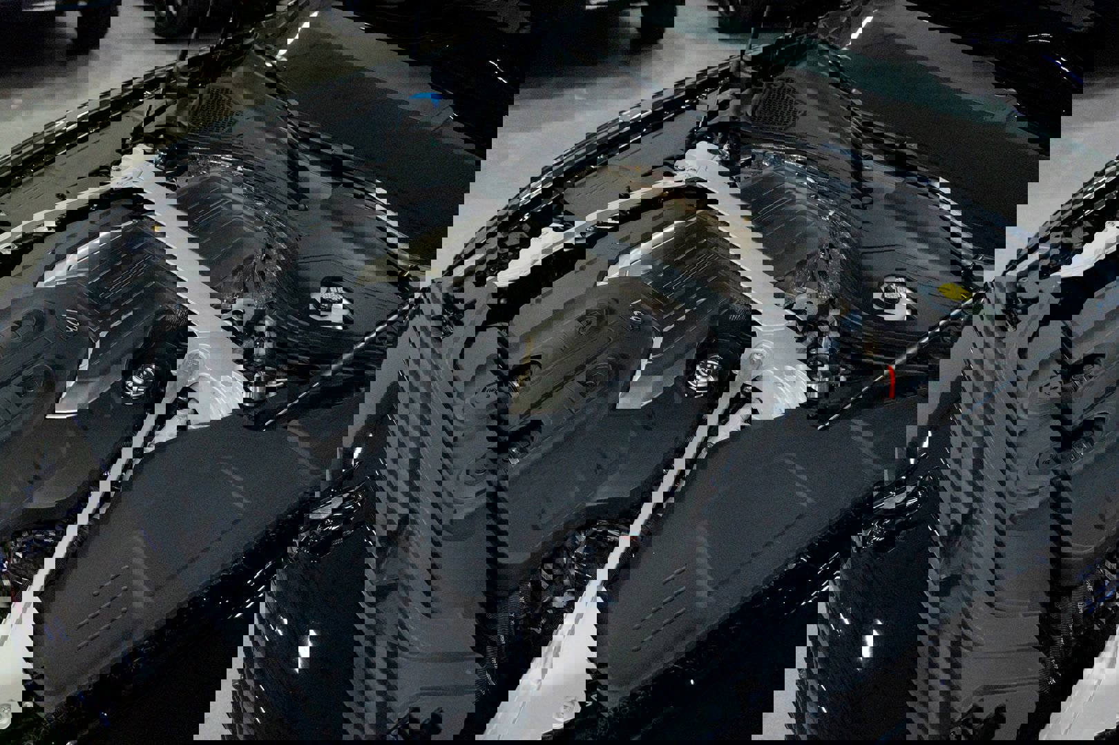 Used 2021 Bentley Flying Spur V8 image 76