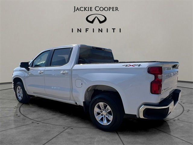 Used 2020 Chevrolet Silverado 1500 LT w/ Remote Start Package image 3