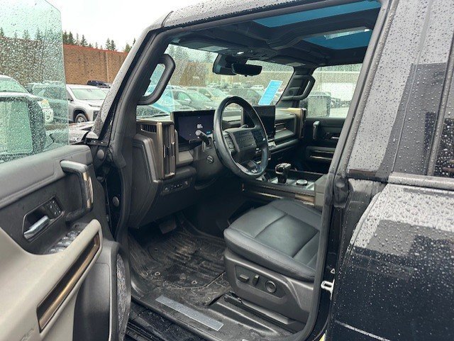 Used 2024 GMC Hummer EV 2X w/ Extreme Off-Road Package image 5