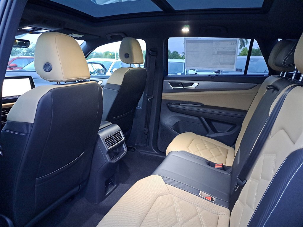 New 2026 Volkswagen Atlas Cross Sport SE image 5