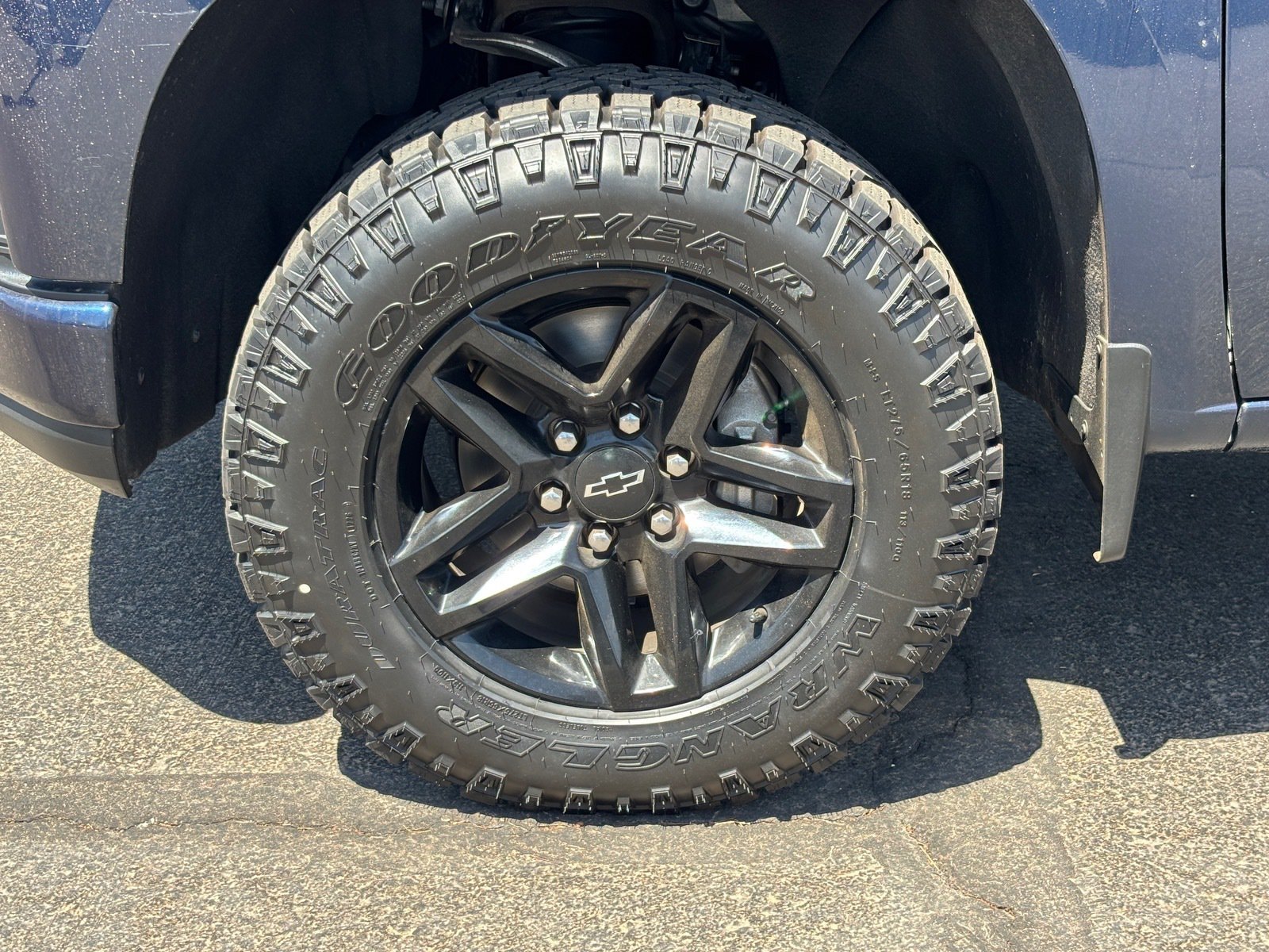 Used 2020 Chevrolet Silverado 1500 LT Trail Boss AWD/4WD image 10
